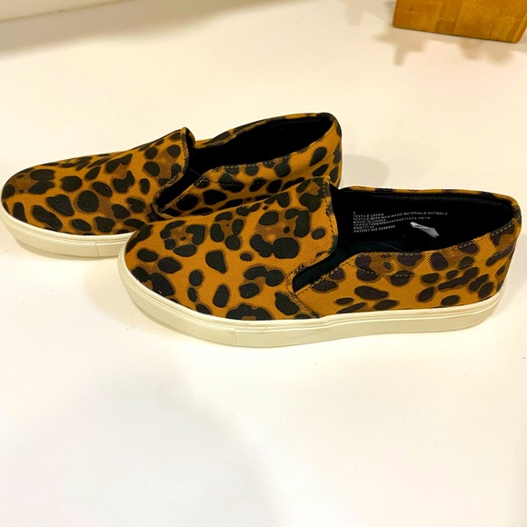 One Fine Day Sz 7 Leopard Shoes 🐆 - Picture 1 of 3